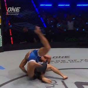 ONE. MORE. ROUND 😂 📺: How to watch 👉 bit.ly/ONEDAWNVALOR 🏨: Book your hotel 👉 hotelplanner.com 📱: Watch on the ONE Super App 👉 bit.ly/ONESuperApp 🏷: Shop Official Merchandise 👉 bit.ly/ONECShop | ONE Championship