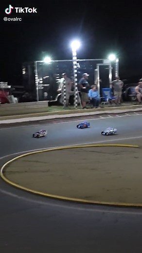 RC racing at the Mudboss Nationals #RC #rcracing #mudboss #mudbossracing #salvas #Nationals #rcmodified #modifiedcars #ovalracing #ovalrc #Hoaglands