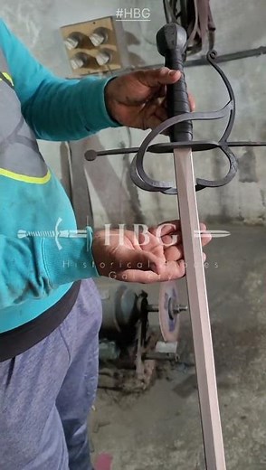 Handmade Carbon Steel Rapier Sword – Medieval Masterpiece with Sheath | Perfect for Collectors Fairs