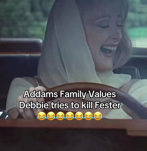 Addams Family Values(1993) Debbie tries to kill Fester😂 #trending #movie #funny #comedy #shorts