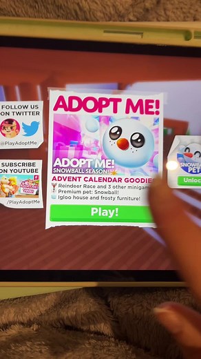 How to get the bew rb trophy and badge in adopt me (tut) #fyp #foryoupage #viral #robloxxxlifeee #preppy #actives #PlayAdoptMe #AdoptMe #Roblox #rbtrophy