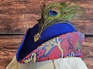 Medieval Brocade Bycocket Hat With Peacock Feathers – 15th Century Noble Renaissance Fair & Royal Costume Headwear - Etsy