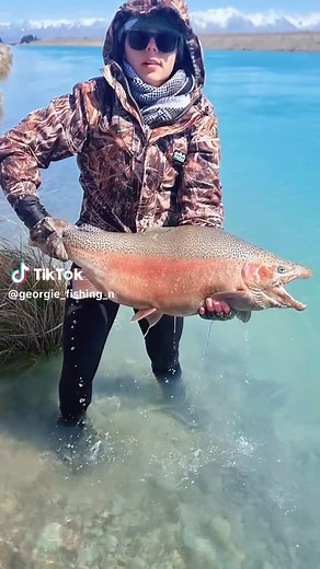 Few years back on the cold morning with this beauty. #twizel #twizelcanals #bigfish #canals #southisland #southislandnz #trophy #trophytrout #rainbowtrout #rainbow #catchandrelease #monstertrout #trout #newzealandlife #newzealandtiktok