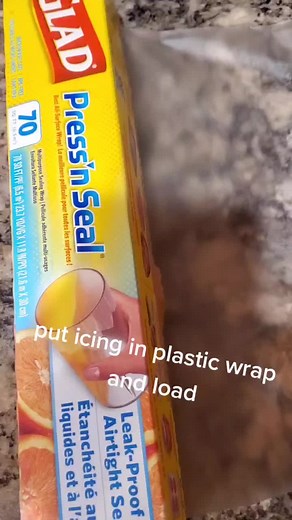 When you dont have time for a mess... Scoop Icing onto plastic wrap, roll it up and put into piping bag... No Mess No Fuss #icing #lifehacks #fyp