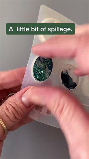 Handmade Resin Jewellery Making Process