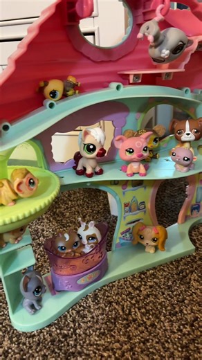 counted down my work day hours to come home to this with my daughter. I love this little life. 🥹🩷✨ #lps #lpstiktok #lpscollection #lpscommunity