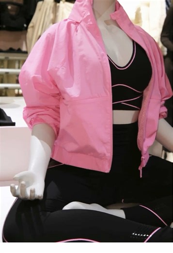 Bold resolutions call for even bolder colors.