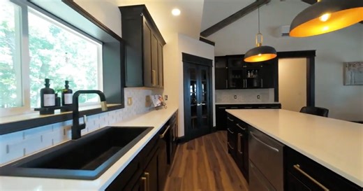 These Lake House Kitchen Remodels Are Pure Eye Candy [Flythrough Video]