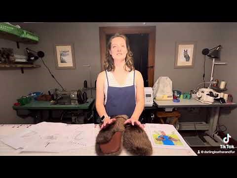 Gauntlet Mitten PDF pattern is now available!