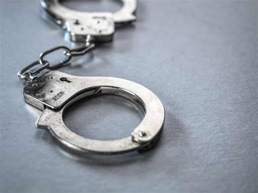 Man accused of hitting clerk while stealing beer from Florida convenience store