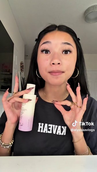 Cakey makeup after an hour? That was me… until I found these products...✨ @haruharuwonder_official @haruharuwonder_us_official #glowmist #skinbarrier #haruharuwonder #blackrice #livewithwonderdaybyday