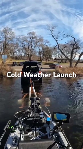 Sketchy cold weather kayak launches #kayakfishingtips #fishing #bassfishing