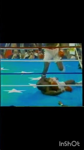 🥊 “Shavers hit him with a BOMB… Holmes said NO.”#Boxing #larryholmes #Earnieshavers