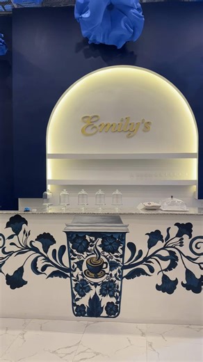 Emily’s kitchen is here 💙 Do not forget to visit us 📍Mekanissa Abo in front of Abo church #cakes #ethiopian_tik_tok🇪🇹🇪🇹🇪🇹🇪🇹