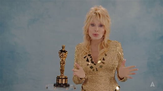 Dolly Parton receives her honorary Oscar award