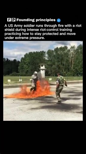 Army Riot Training Through Fire 🔥🇺🇸#soldier #USArmy#RiotTraining#MilitaryTraining