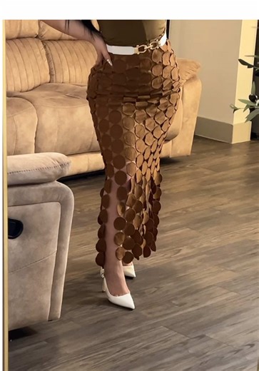 Stylish Long Skirts Outfit Ideas