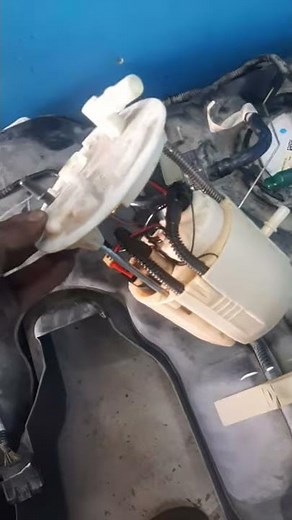 Ford explorer 2014 fuel pump