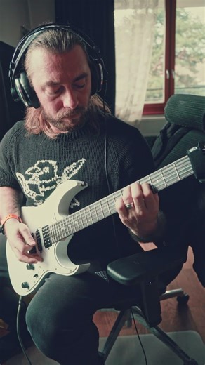 Is Standard B THE BEST tunning for metal? - What do you think? #ibanez #guitargear #shorts