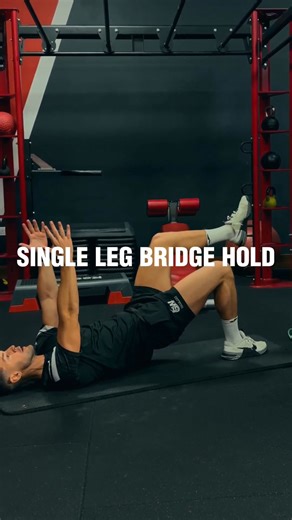 Back Rehab Post – Mid Stage 💪 Dealt with back pain recently? Now’s the time to move from pain-free to strong, stable, and confident in every lift and movement. Once symptoms have settled, it’s not just about rest it’s about rebuilding strength, control, and resilience so your back can handle life, training, and sport again. These mid-stage back rehab exercises focus on: ✅ Restoring core and spinal strength through progressive loading ✅ Improving movement control and confidence under load ✅ Prep