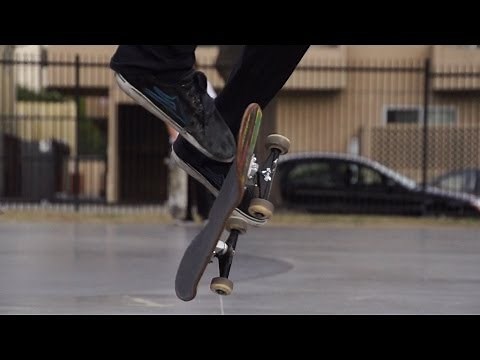 Skateology: Dolphin double flip - Christopher Chann