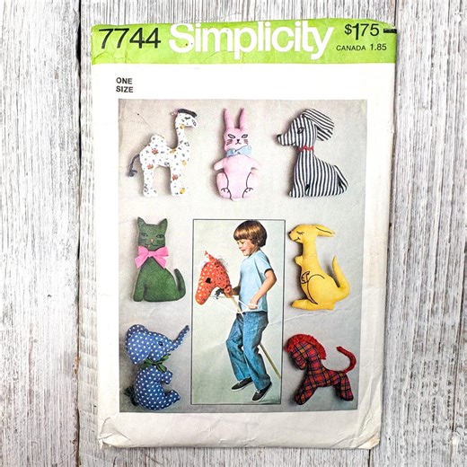 Stuffed Toys Sewing Pattern, Cut: 1970s Vintage Simplicity 7744 - Etsy