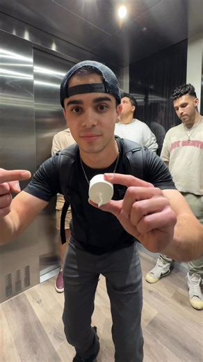 Magic in Elevator Prank | Pete Sciarrino