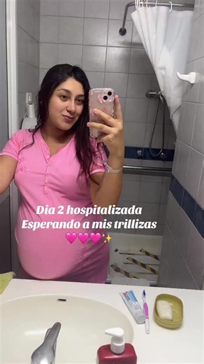 Mamá Triple By Renata💕 on Instagram: "Semana 32 hospitalizada esperando a mis trilliz 🩷🩷🩷✨ #trillizas #parati #embarazomultiple #chilena #mamádetrillizas"