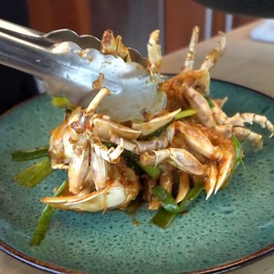 35K views · 185 reactions | Prehistorical Cooking Isopod Meat | Hiroyuki Terada - Sushi Master | Facebook