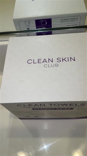 1️⃣ Quick Hook (grab attention) Start with a relatable skincare problem. Example: “If you’re still drying your face with the same towel you use for your body… you might be breaking out because of it.” or “One small change in my skincare routine that actually helped my skin? Switching to disposable face towels.” ⸻ 2️⃣ Introduce the Product Mention the product casually. “These are the Clean Towels XL from TikTok Shop, and they’re basically ultra-soft disposable face towels made specifically for sk