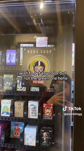 Labubu Vending Machine in Auckland | Pop Mart Unboxing