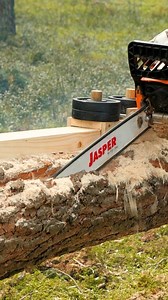 1.6M views · 3.5K reactions | Technique for Smooth Chainsaw Cutting | Science, Tech and Universe | Facebook