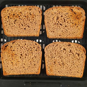 How to Toast Bread in Air Fryer
