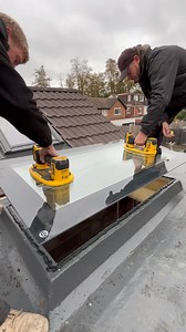 37K views · 821 reactions | The Grabo lifter  . A bit of kit you never knew you needed, the versatility of the grabo is unbelievable. Can be used in multiple scenarios and has proven to be productive for us ✅ . This is definitely a great addition to any tool kit . #dewalt #dewalttools #grabo #grabolifter | D5 Construction LTD | Facebook