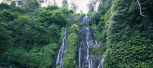 Monitoring water quality