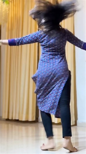 610K views · 42K reactions | Dekhne Walon Ne❤️ . . . . . . . . . . . . . . #dekhnewalonekyakyanahidekhahoga❤️✨殺珞 #90ssongslovers❤️✨ #90shindisongs #evergreensongs #bollywood #explorepage✨ #foryoupage #instagram #instafashion #instagood #instadaily #reelkarofeelkaro #reelsindia #reelindia❤️❤️ #dancevideo❤️ #viraldancevideo #love | Purvi Tripathi | Facebook