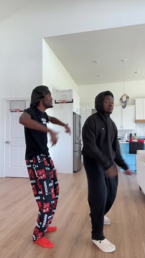 Did me & the group leader hit that? @Sammyndabaga