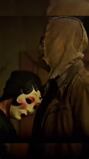 Was würde passieren, wenn Commander Hunk im Haus von „The Strangers“ auftauchen würde? #hunk #thestrangers #residentevil #horror