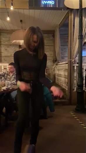 Engaging Dance Performance in Casual Dining Setting