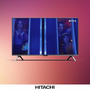 🗣“Stranger Things, tercera temporada”. Listo, ¡podés empezar a verla! Nueva línea Smart TV Hitachi con Android con Control por Voz. Pedile lo que querés ver y listo. ;) #HitachiAndroidTV #UnaTeleParaTodo | Hitachi RV