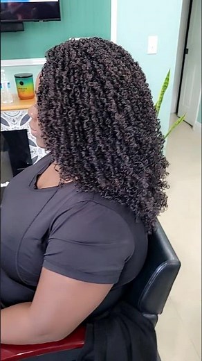 YANKY TWIST CROCHET BRAIDS WITH VERSATILE BRAID PATTERN