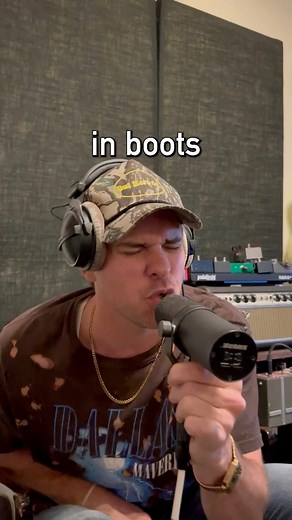 3.9K views · 250 reactions | I heard if y’all send this to a friend she won’t leave your heart Breakin’ in Boots… +10 points if you presave this one at the link in my bio. Release date coming soon #NewMusic #CountryMusic #BreakininBoots | Matt Stell | Facebook