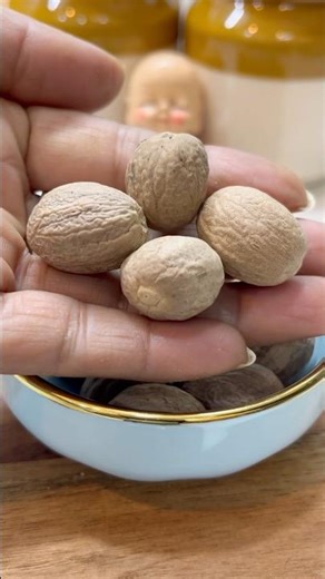 Benefits of Nutmeg By Dr Rajiv Dixit ji #amazingfacts #shortsfeed #trendingshorts #ayurvedictips