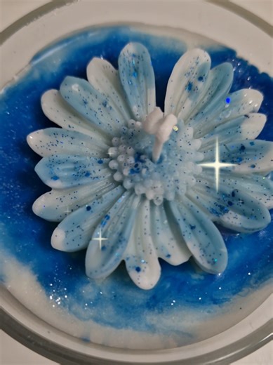 Daisy Flowers and Candle Crafting Ideas