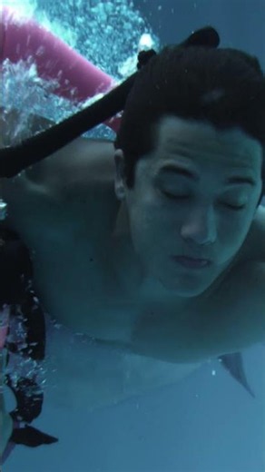 That was close 👀#mako #makomermaids #h2ojustaddwater