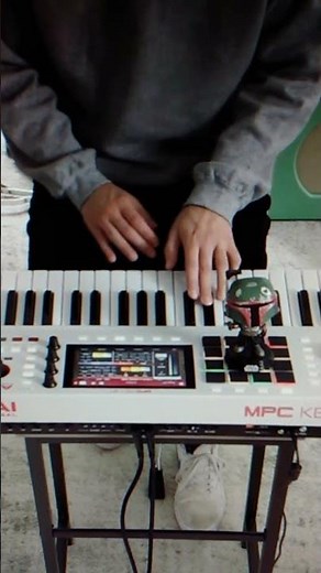 Playing The MPC Key 37 Keyboard