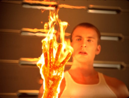 クリス・エヴァンス、『ファンタスティック・フォー』出演当時は「有頂天だった」 ─ キャリア初期の「楽しい時間」振り返る | THE RIVER