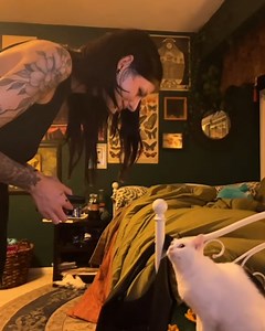 She has a beautiful voice 🐱🎶 | Furry Tails