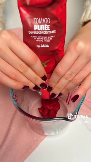 Easy meat-free must-make! 🍅 Budget-friendly ✅ Plant-based ✅ Total taste bomb ✅ Asda Meat-Free Meatballs saucy sauce cheese = ultimate comfort food ❤️ Save the recipe for later ⬇ Serves 4 400g bag Plant-Based by Asda Meat-Free Meatballs 2 tsp olive oil, plus a drizzle more 50g Asda Double Concentrate Tomato Purée 2 tsp Cook by Asda Italian Inspired Seasoning, plus a few pinches more 1 tsp Cook by Asda Garlic Granules, optional 1 tsp sugar 500g Asda Passata 100g Asda Grated Pizza Cheese Blend Coo