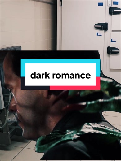 L'agent de funérarium entretient et gère les locaux du funérarium, prépare les défunts et accompagne les familles durant la présentation du défunt. Le conseiller funéraire est le premier contact des familles, il organise les obsèques selon les souhaits, rituels religieux mais également les réglementations en vigueur. #darkromance #gremlin #CapCut #thanatopracteur